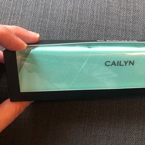 🍀4/$20 box of 7 Cailyn triangular makeup blending sponges